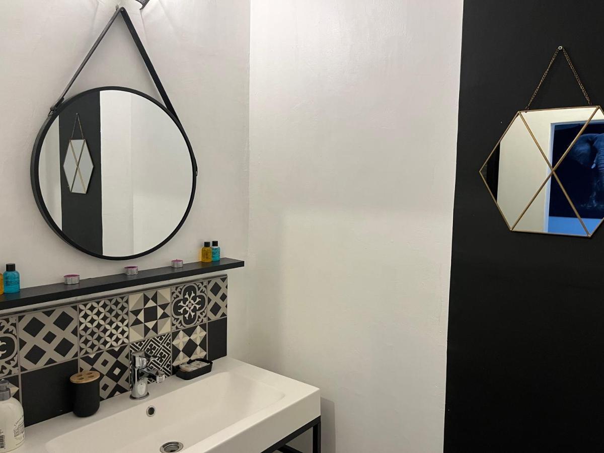 L'Eden - Joli Studio En Centre Ville 尼姆 外观 照片